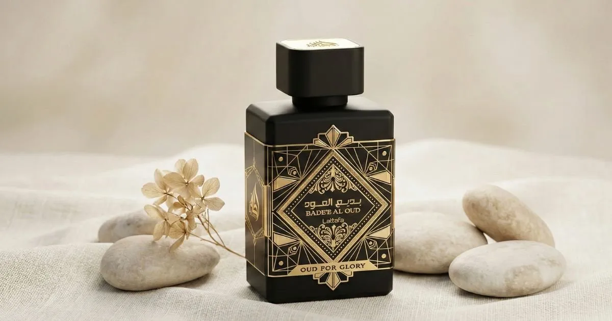 Frasco de perfume árabe cremoso ideal para escolha inicial de iniciantes.