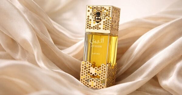 Foto principal para o post Atheeri: análise completa da marca Al Wataniah na Ambar Perfumes.