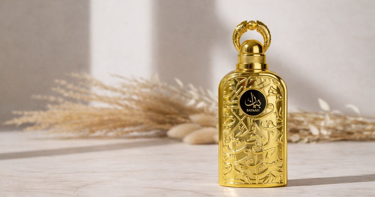 Detalhes da embalagem do perfume Bayaan Lattafa original na loja Ambar